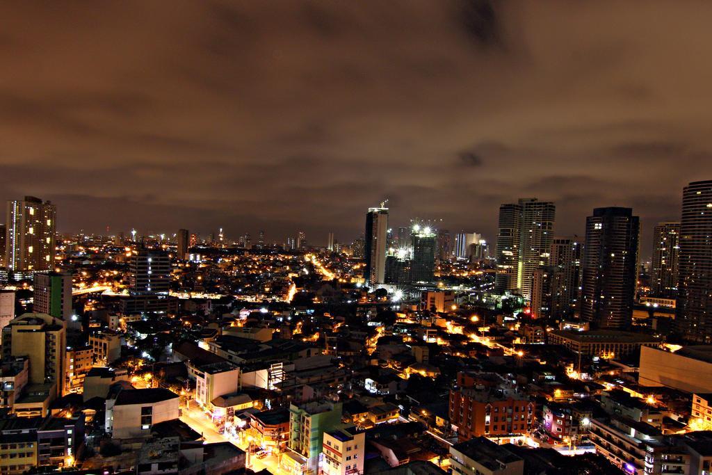 Mpt Suites Makati City Екстериор снимка